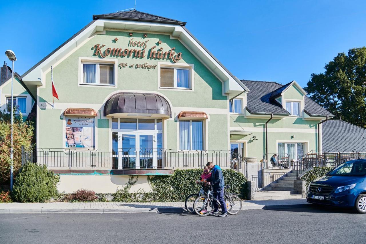 Komorni Hurka Hotel Cheb Bagian luar foto